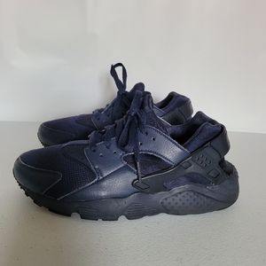Nike Huarache Navy Blue Sneakers